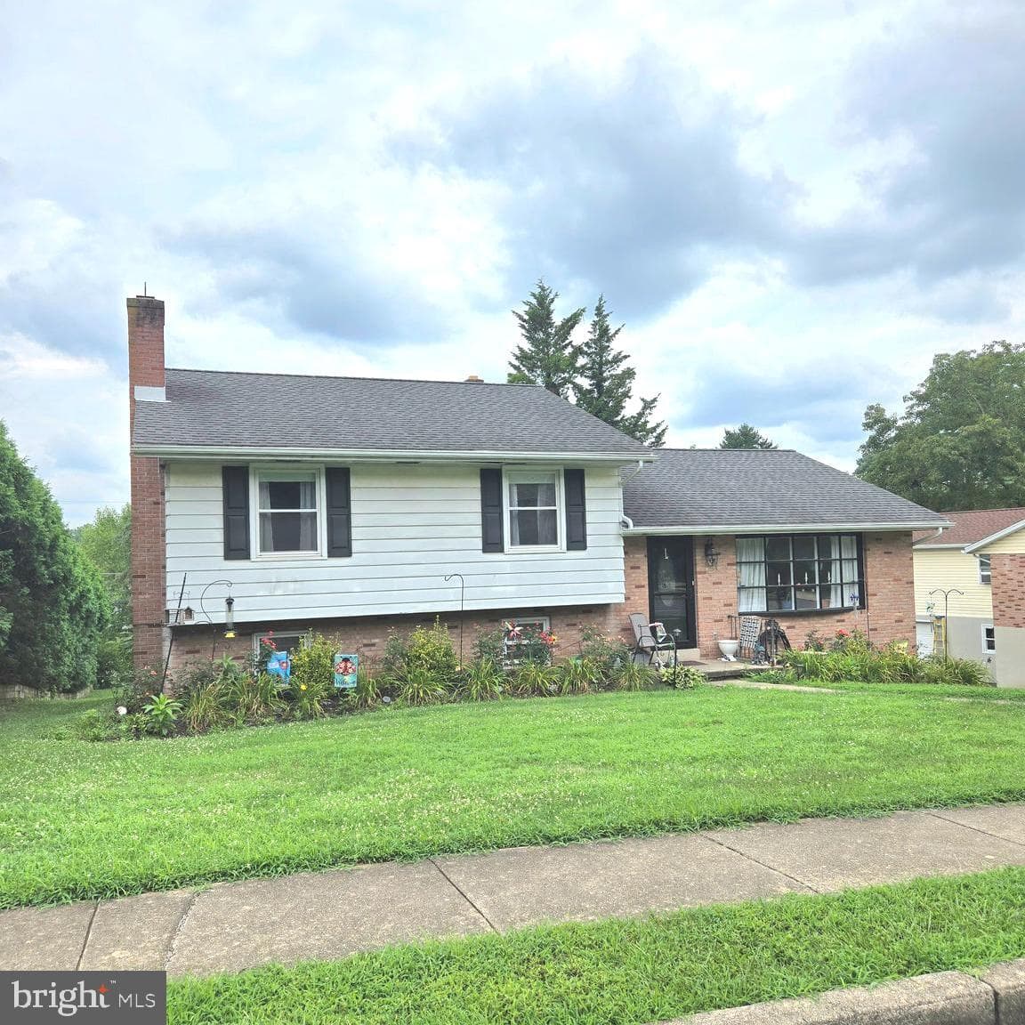 24 Craig Drive photo 1