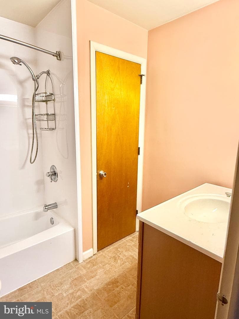 24 Craig Drive photo 15