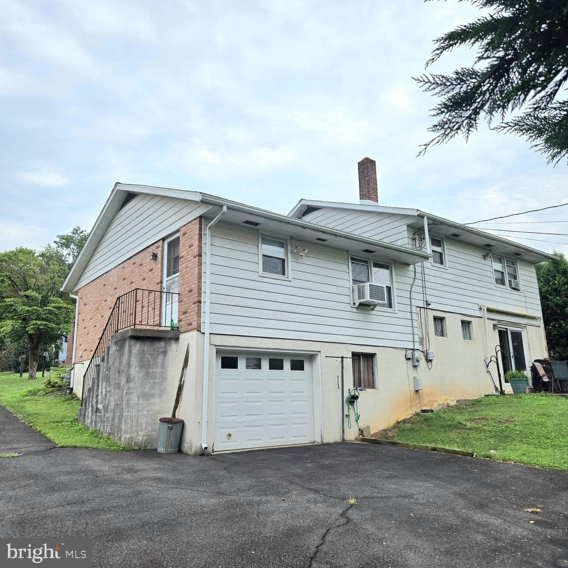 24 Craig Drive photo 2