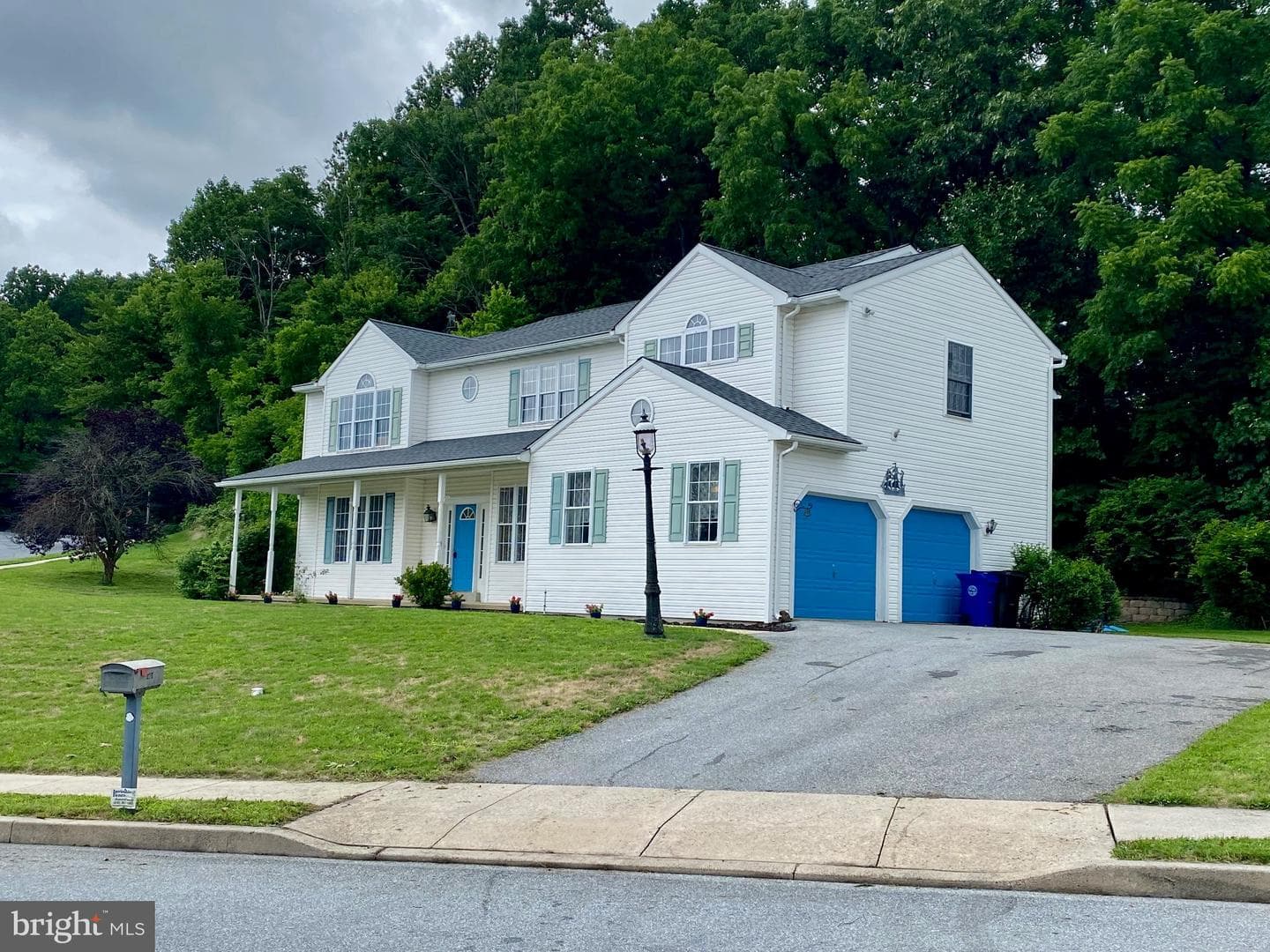 101 W Morlatton Road photo 3