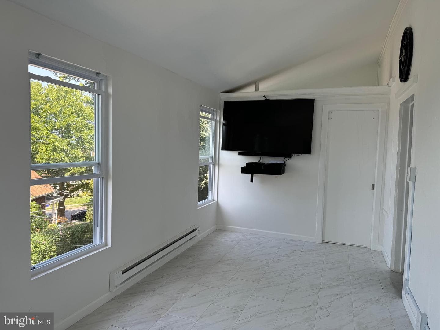 1318 Hampden Boulevard photo 24
