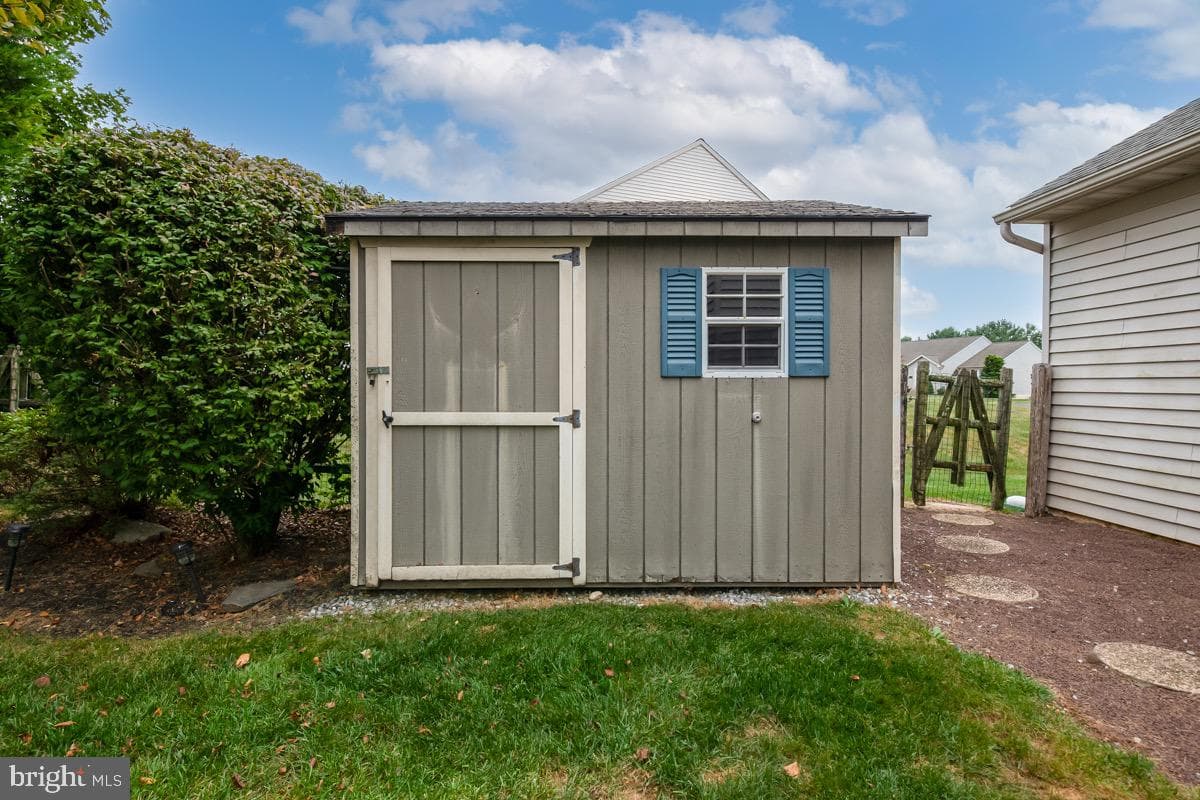 174 Austrian Drive photo 30