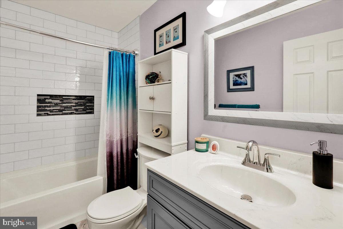 5050 Meadow Lane photo 16