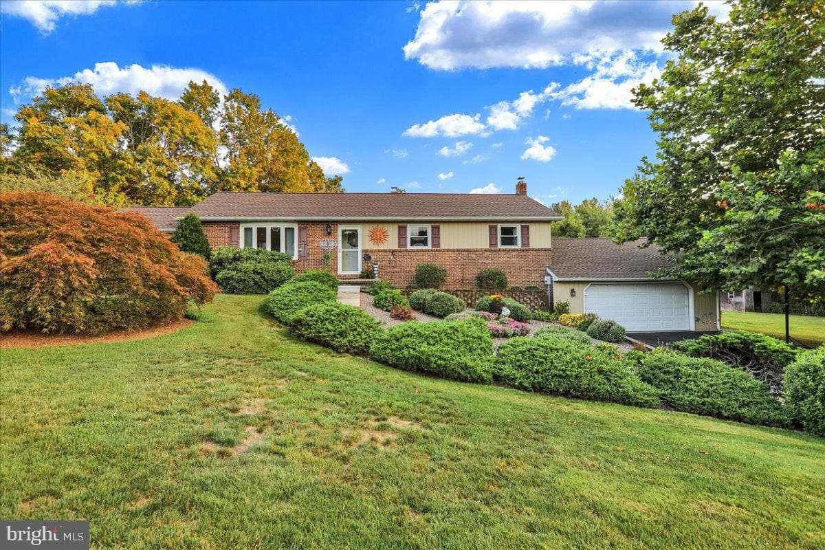 5050 Meadow Lane photo 5