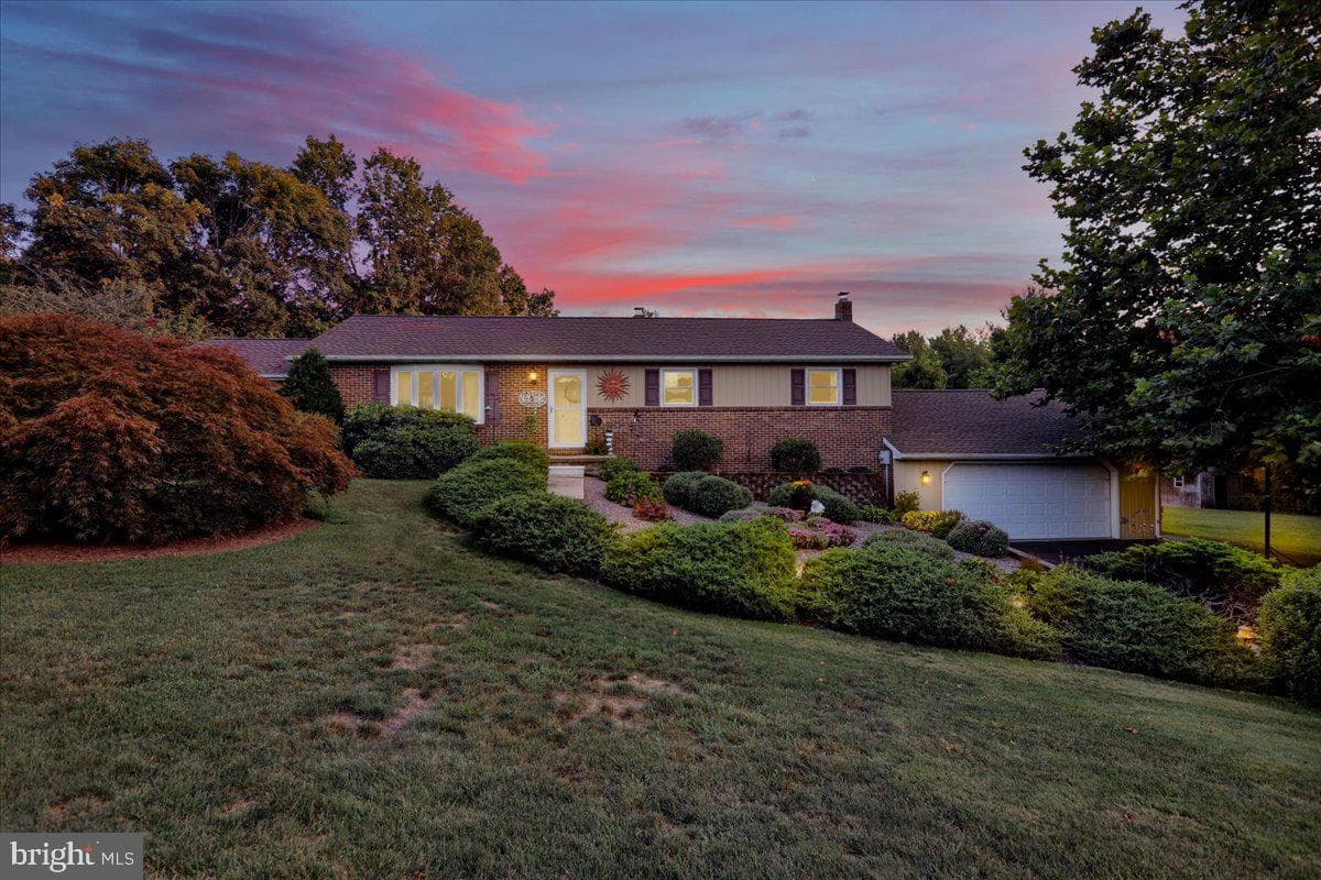 5050 Meadow Lane photo 6