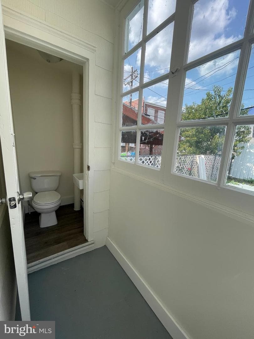 1119 Marion Street photo 23