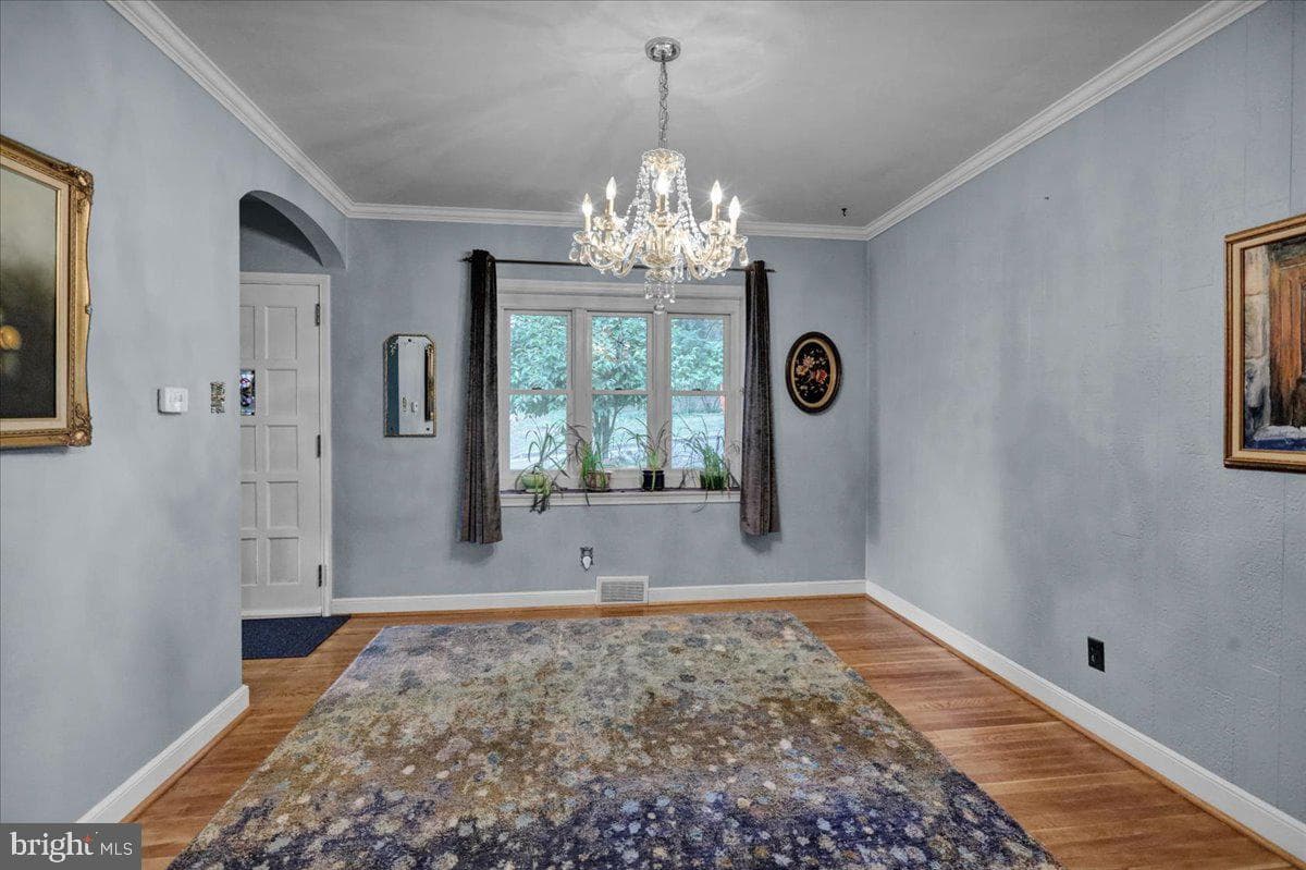 185 W Madison Street photo 14