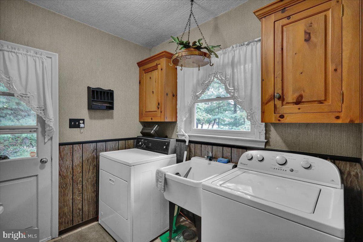 185 W Madison Street photo 27