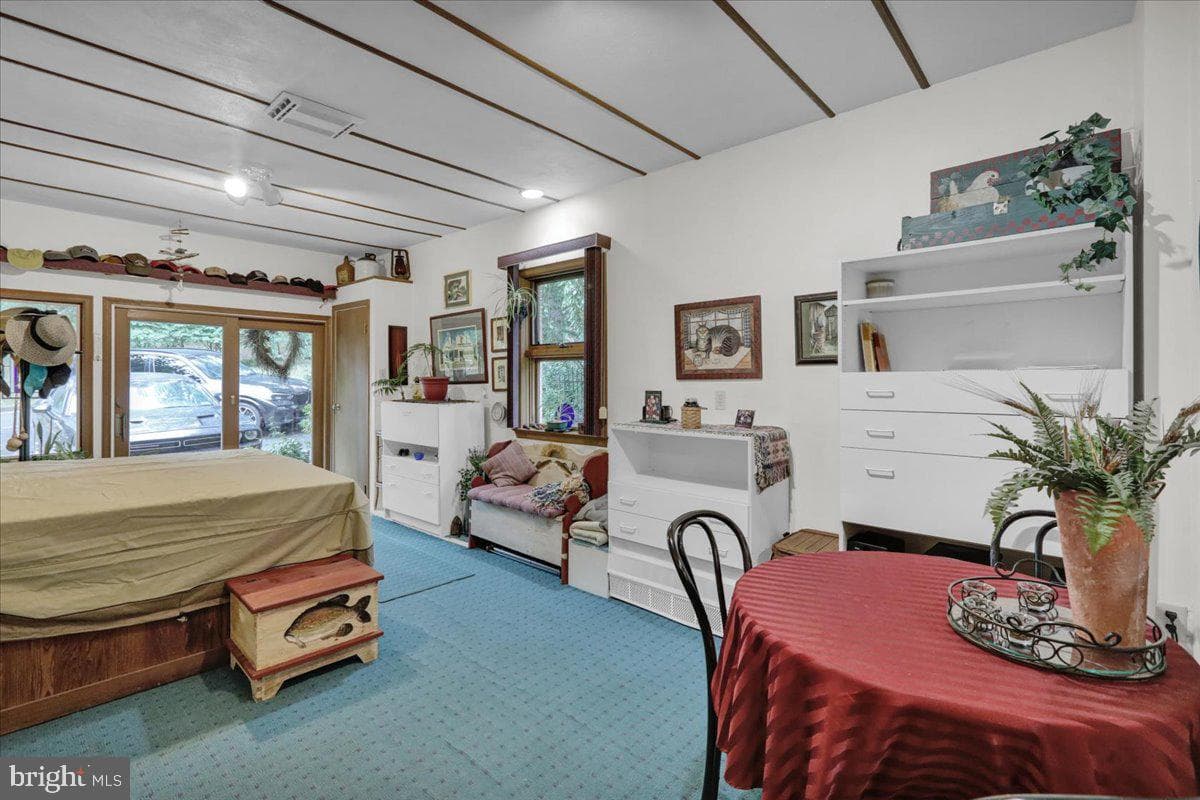 185 W Madison Street photo 31
