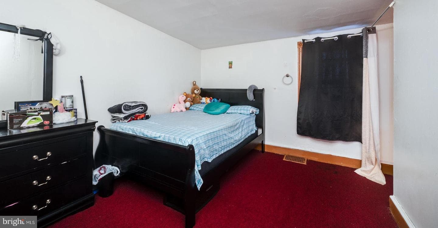 1235 Greenwich Street photo 15