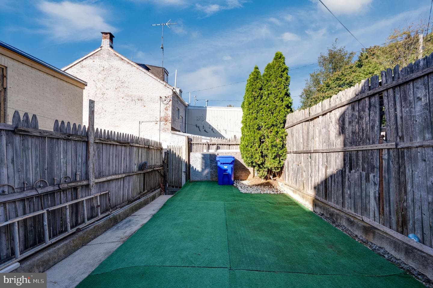 1235 Greenwich Street photo 28