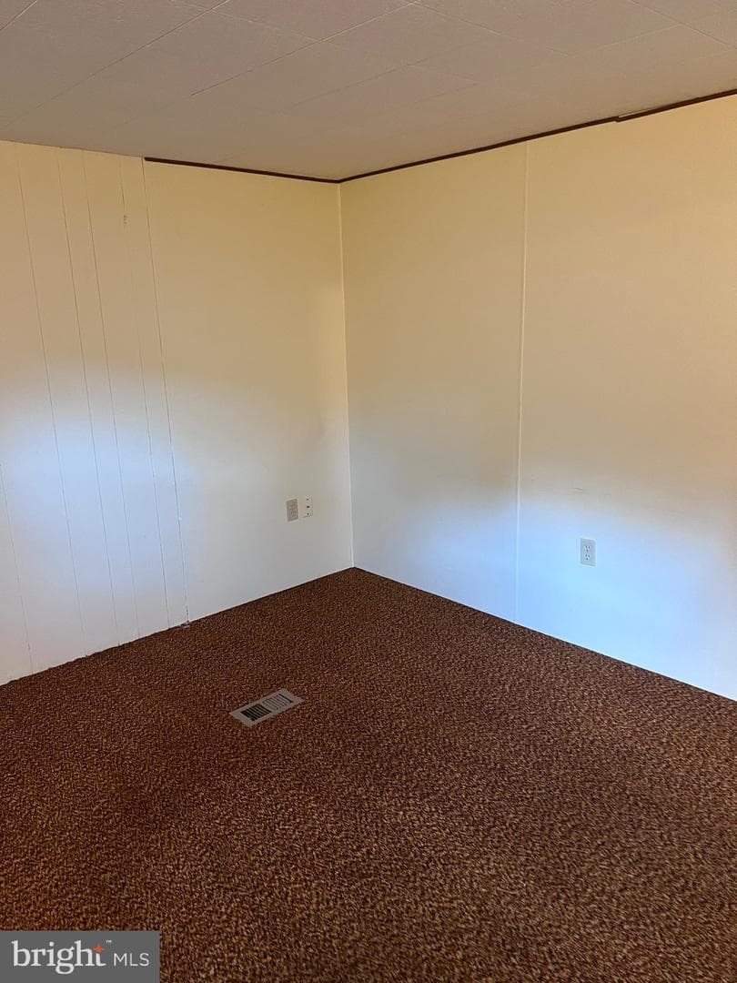 70 Mansfield Drive photo 18