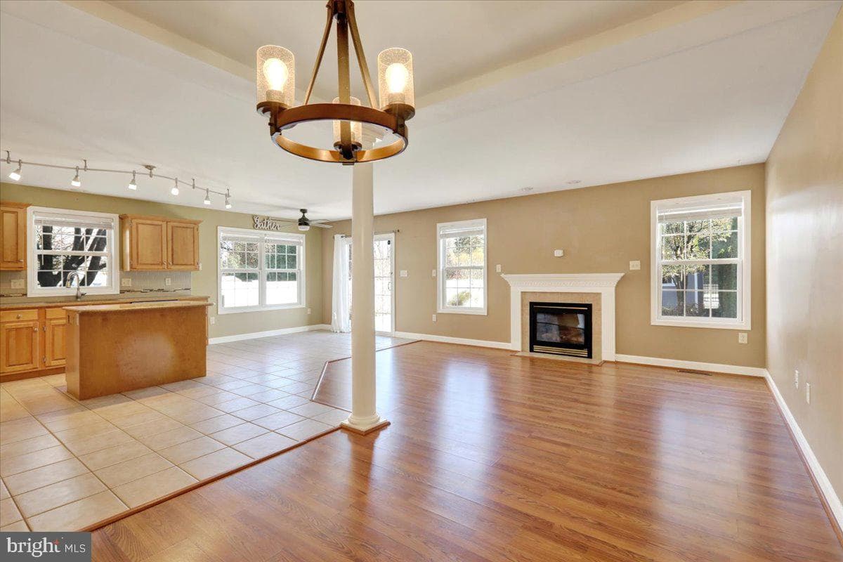 303 Diane Avenue photo 10