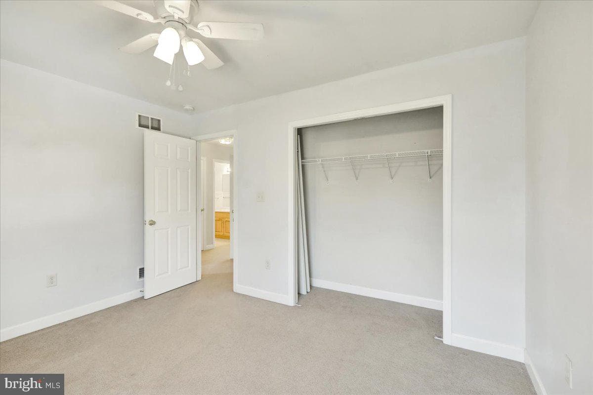 303 Diane Avenue photo 31
