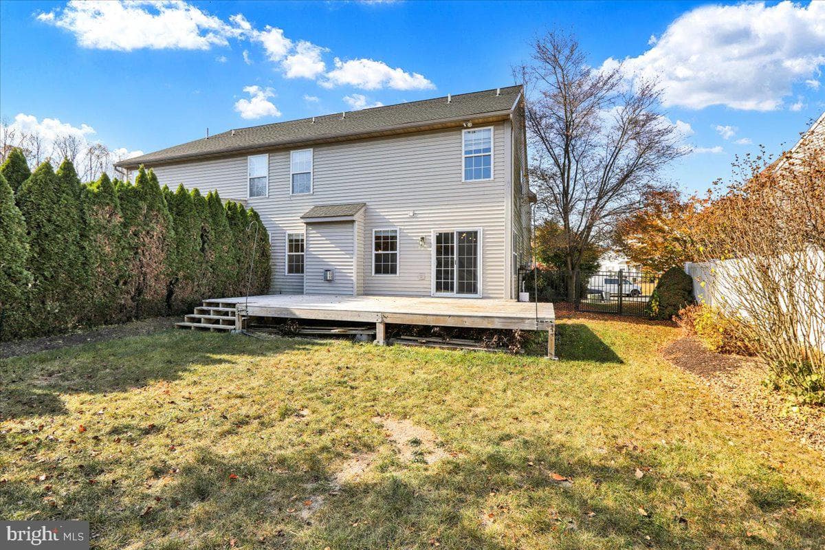 303 Diane Avenue photo 38