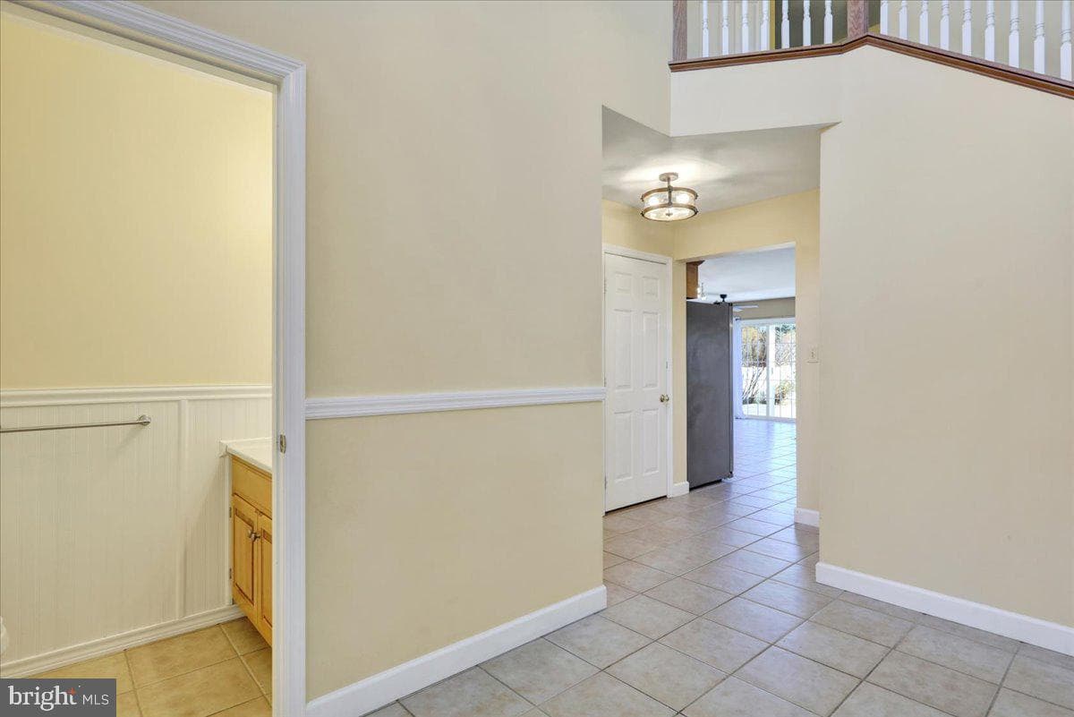 303 Diane Avenue photo 7