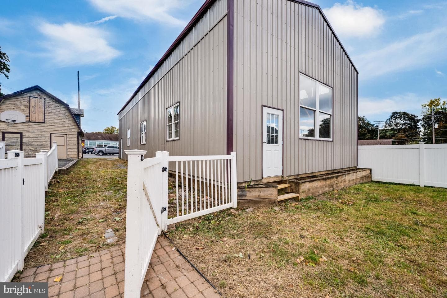 114 N Franklin Street photo 14
