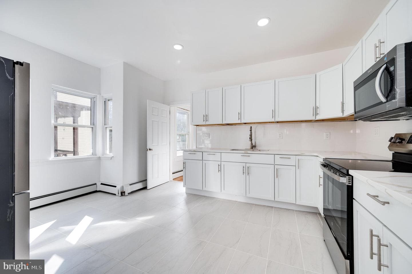 114 N Franklin Street photo 30