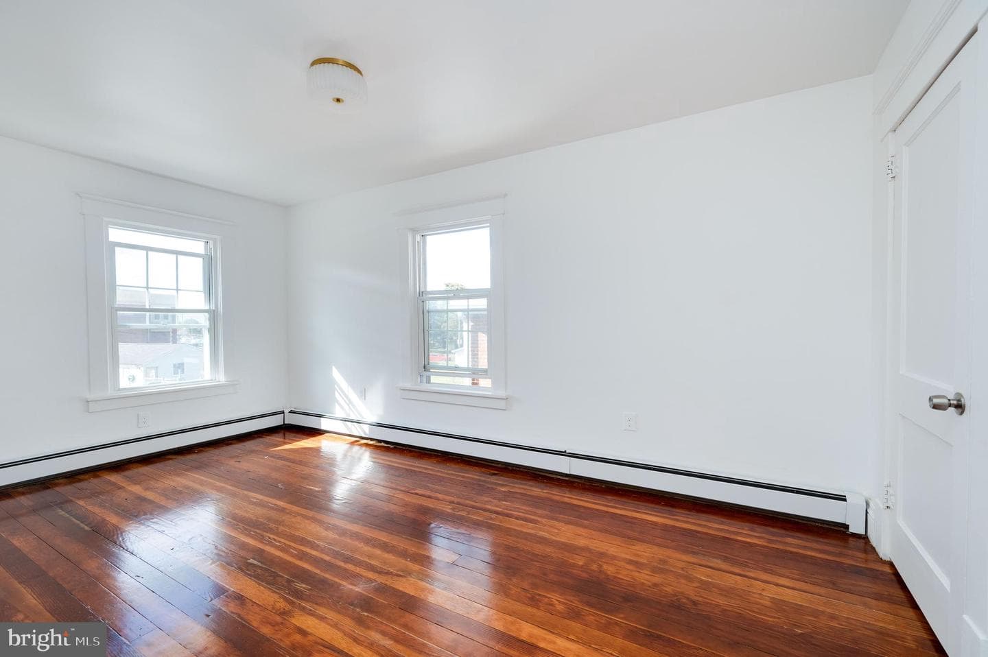 114 N Franklin Street photo 40