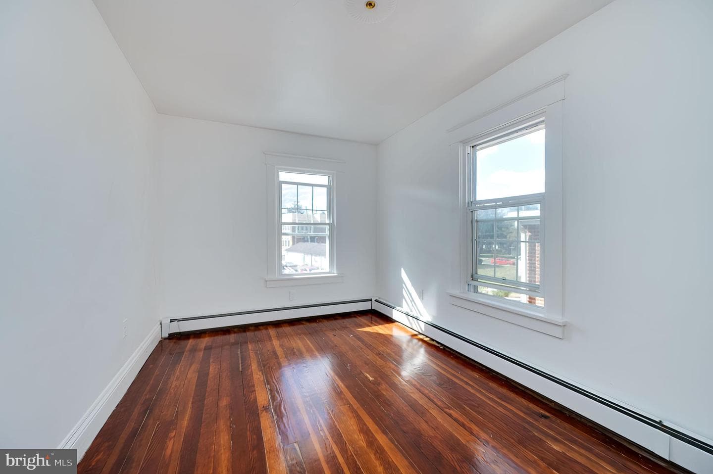 114 N Franklin Street photo 41