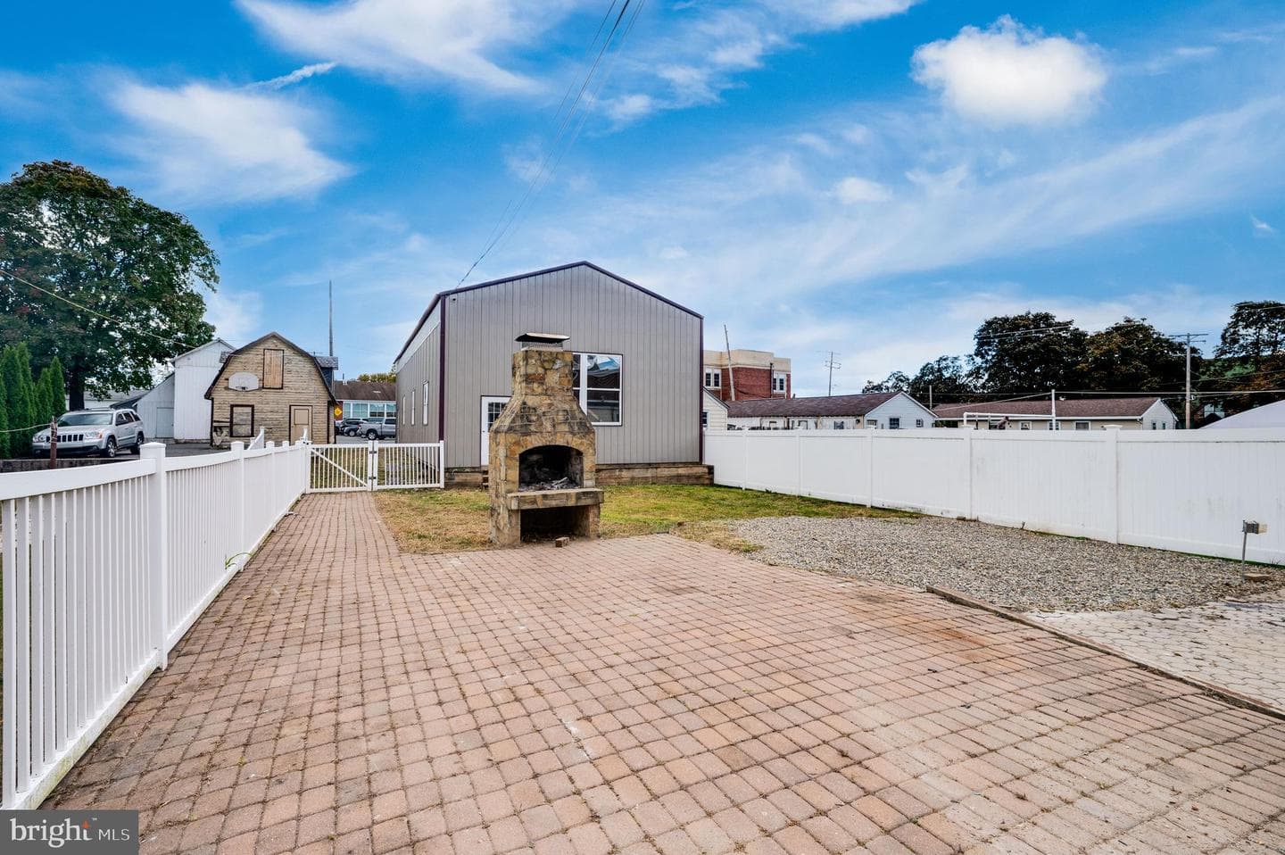114 N Franklin Street photo 8