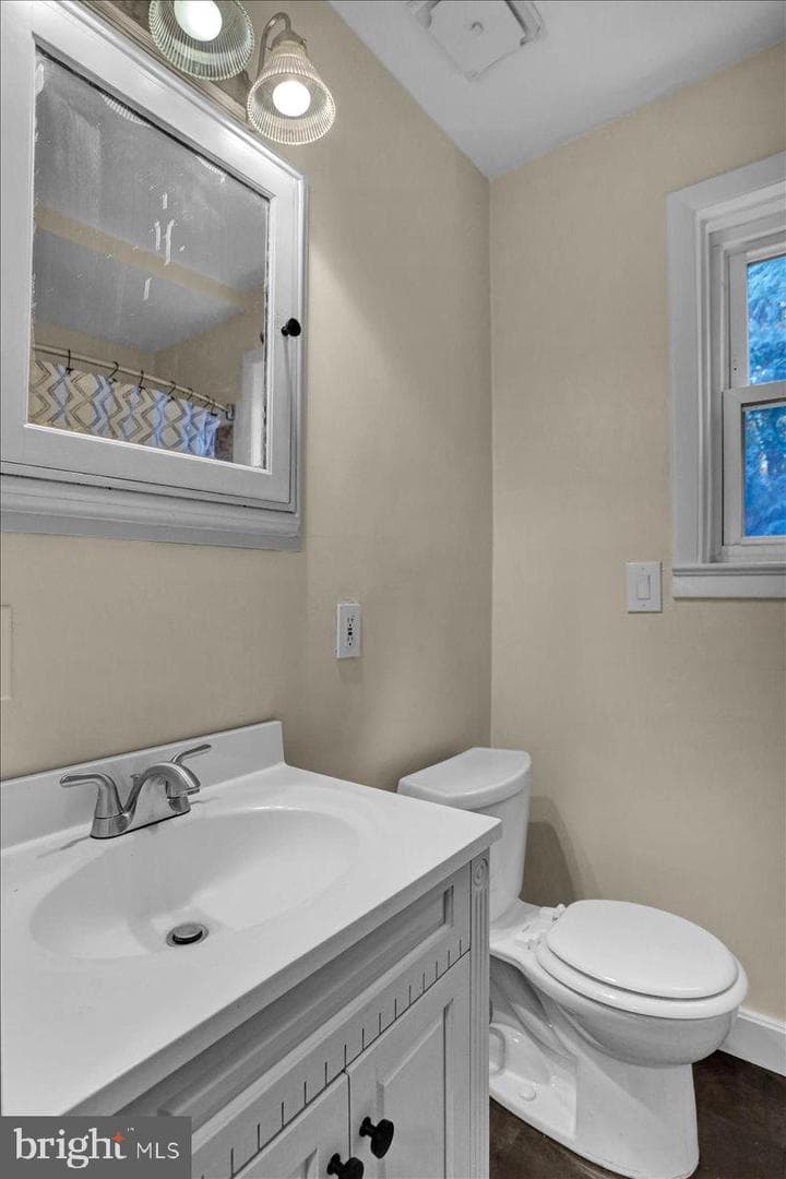 3900 Romig Avenue photo 13