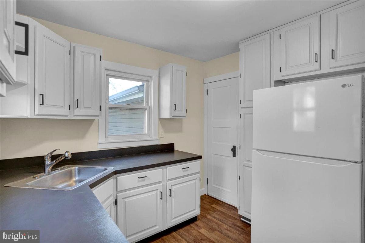 3900 Romig Avenue photo 6