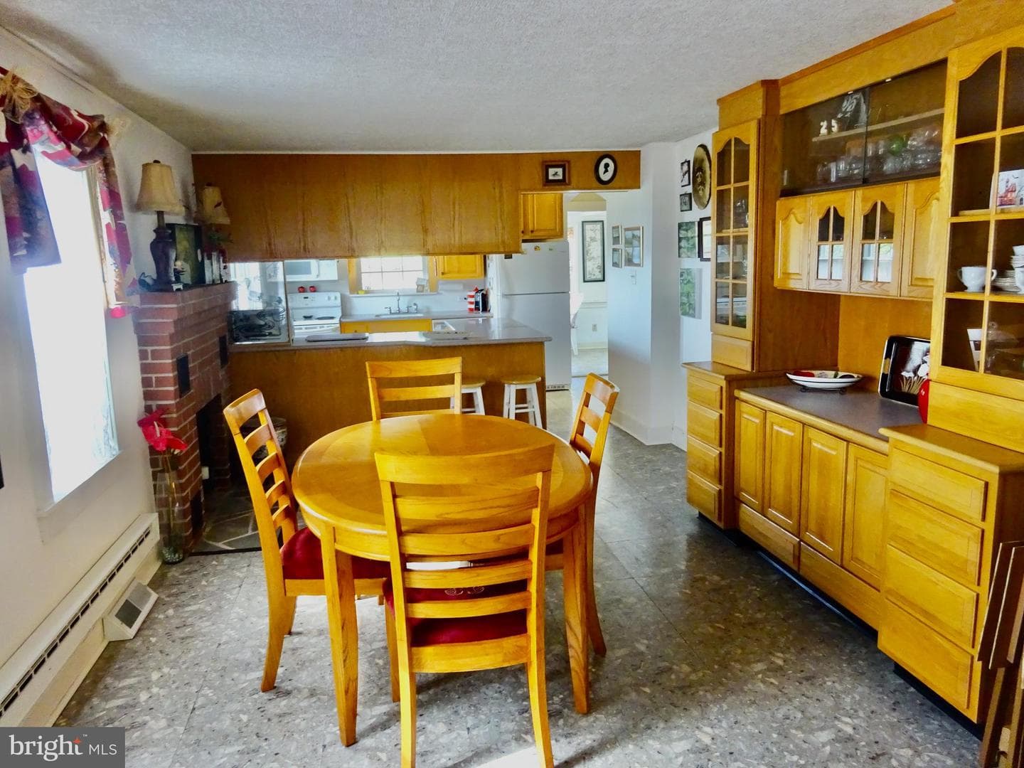 371 Wegman Road photo 13
