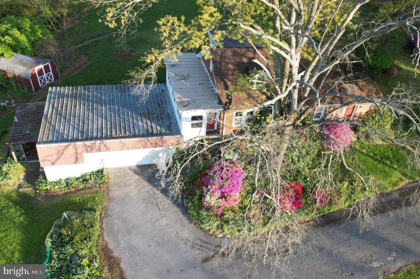 371 Wegman Road photo 68