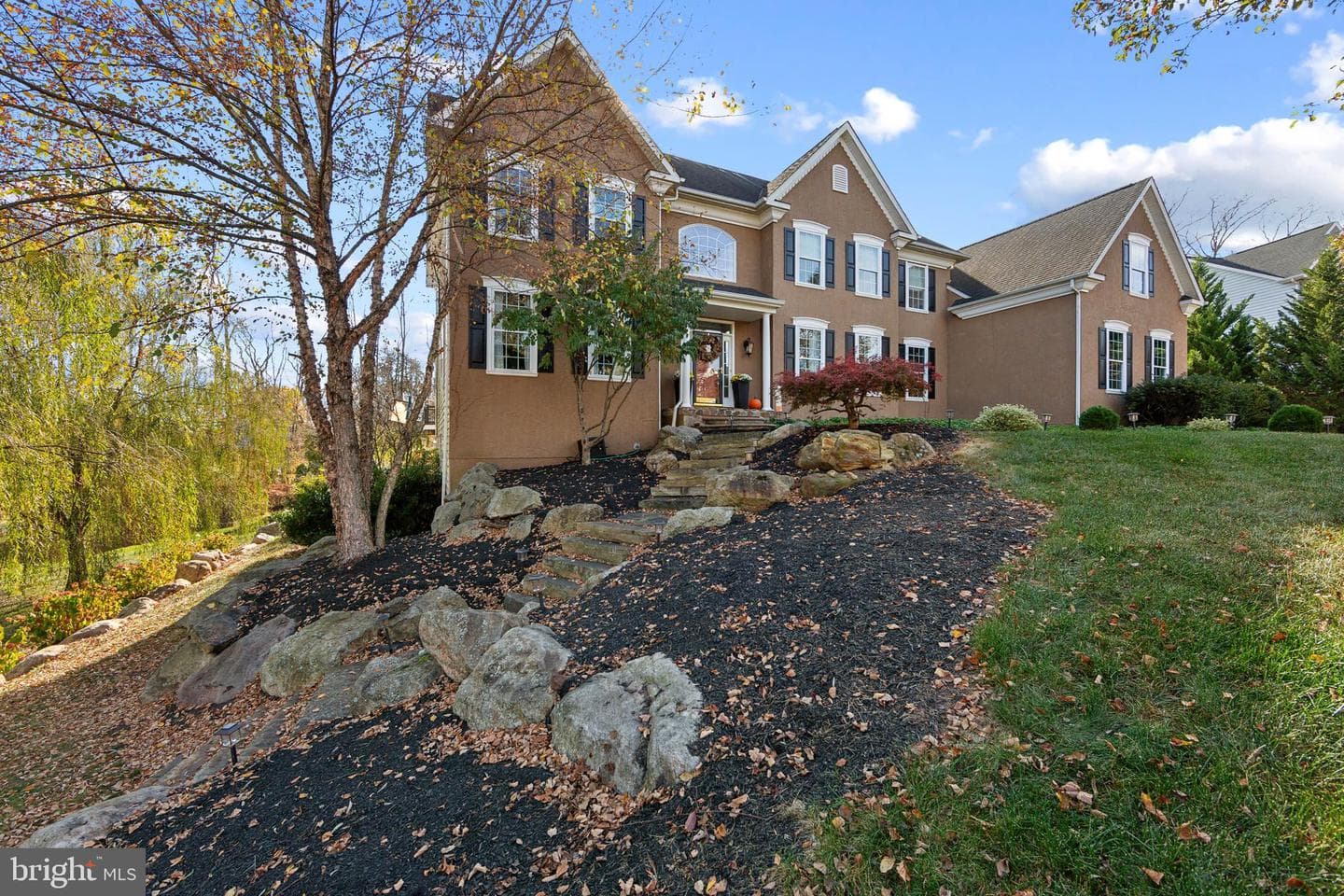 8 Leaf Creek Court photo 5