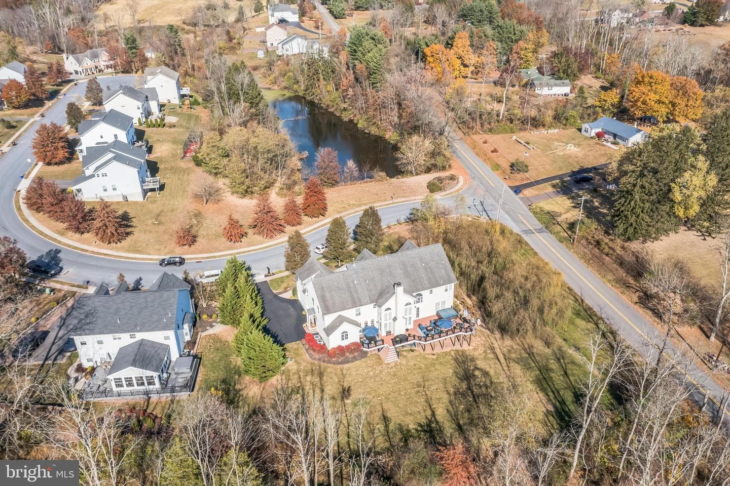 8 Leaf Creek Court photo 55
