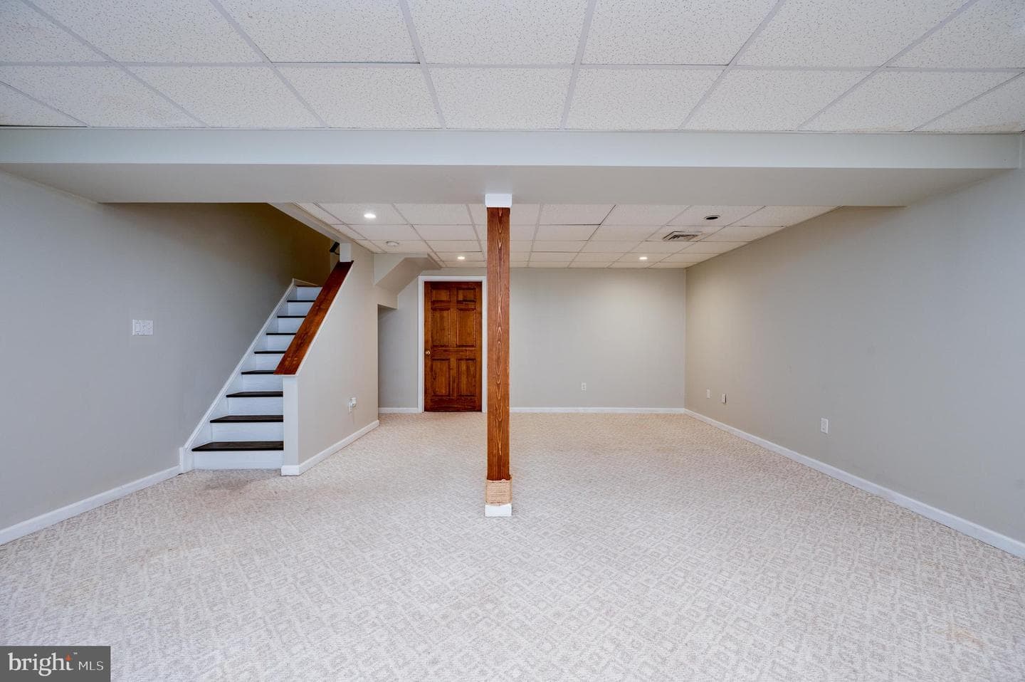 111 Canberra Court photo 31