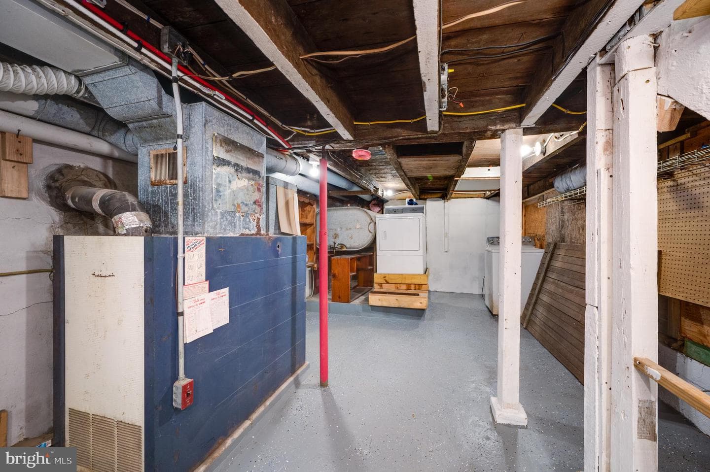 54 N Centre Avenue photo 33