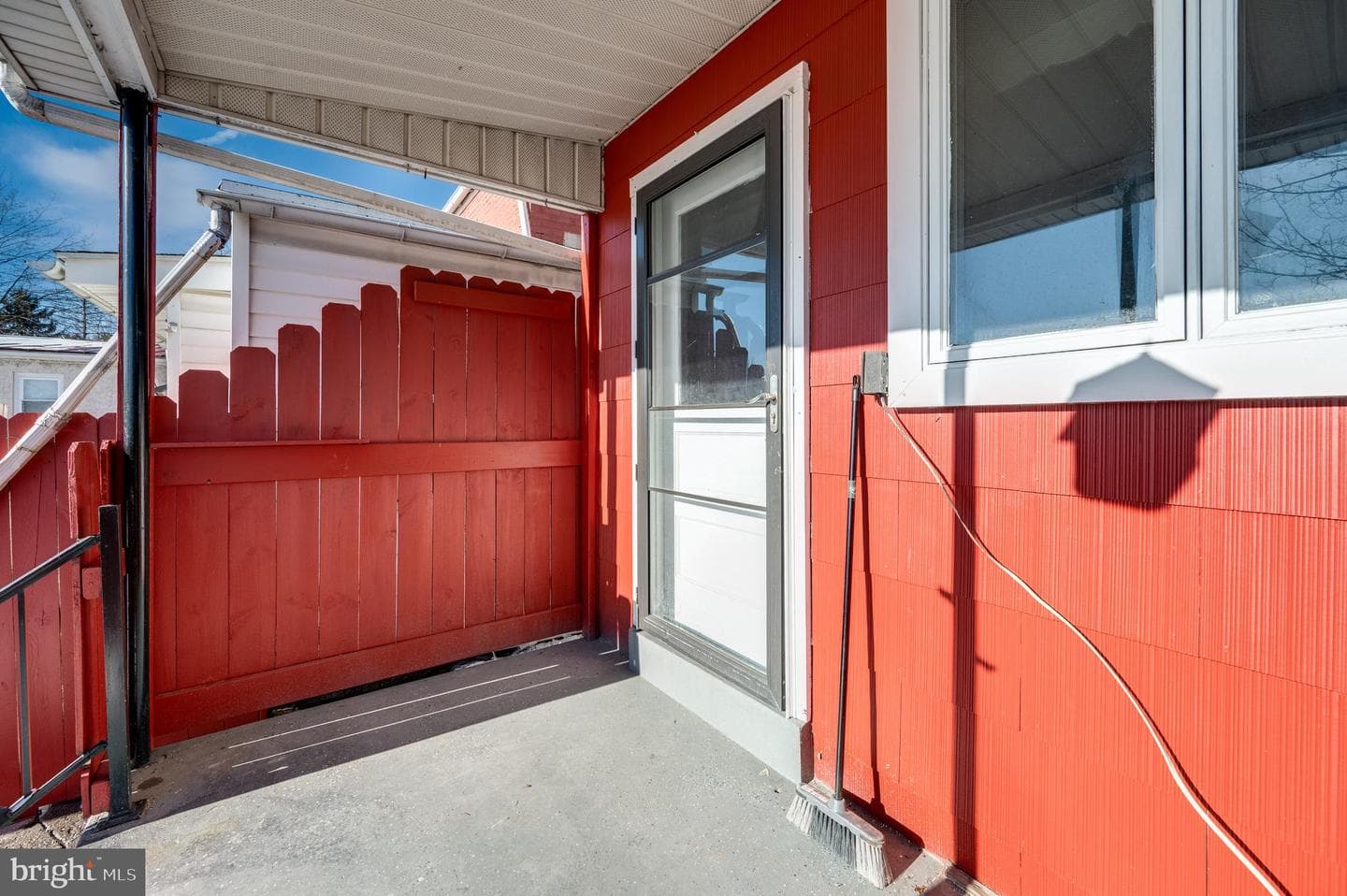 54 N Centre Avenue photo 34