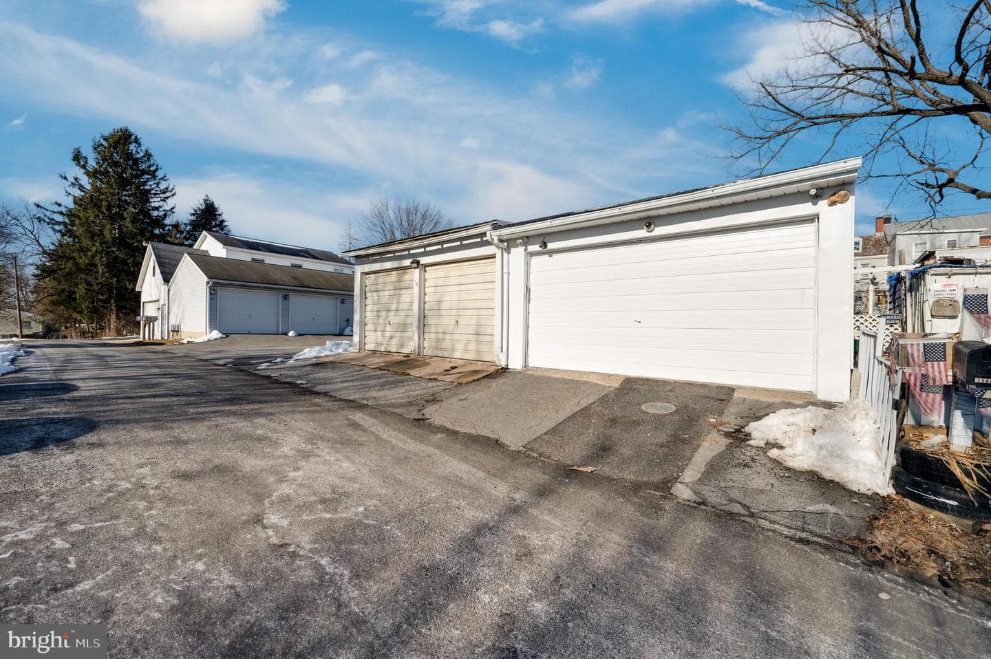 54 N Centre Avenue photo 40