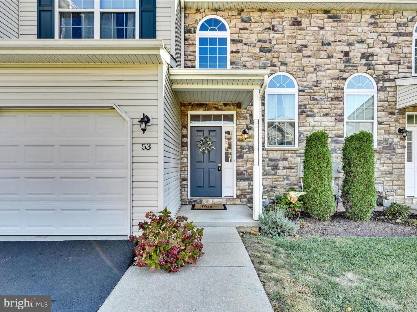53 Emily Court photo 2