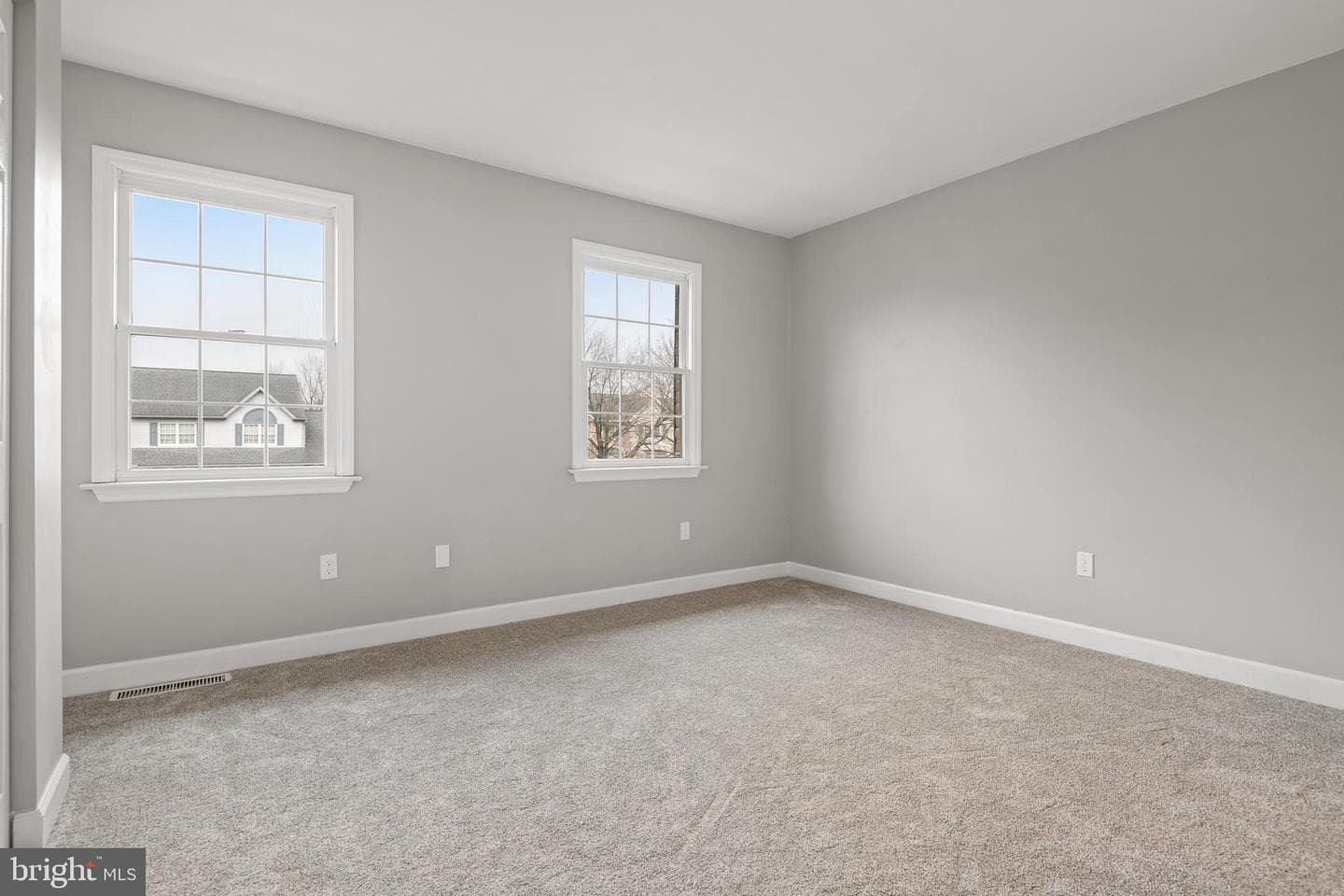 425 Coronet Drive photo 25