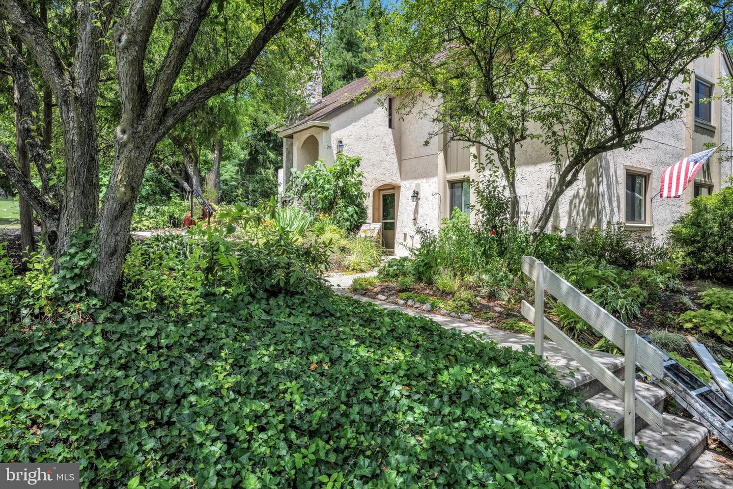 19 Muirfield Drive photo 2