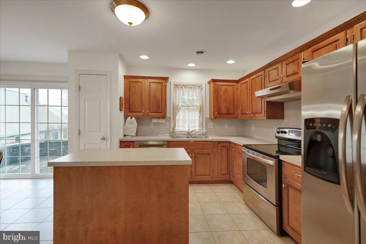 103 Day Lily Drive photo 12