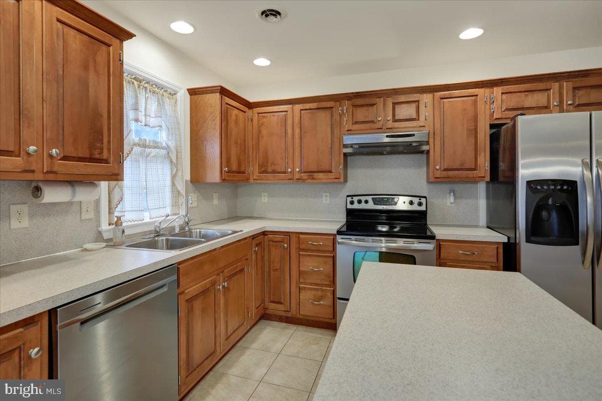 103 Day Lily Drive photo 13