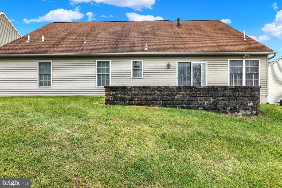 103 Day Lily Drive photo 7