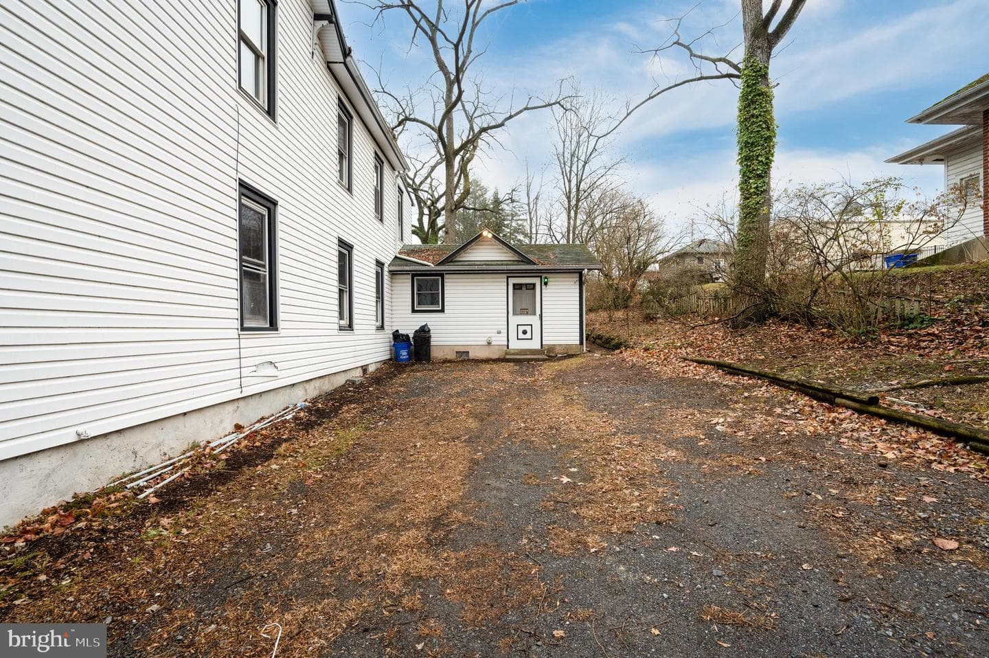 3083 Cedar Top Road photo 3