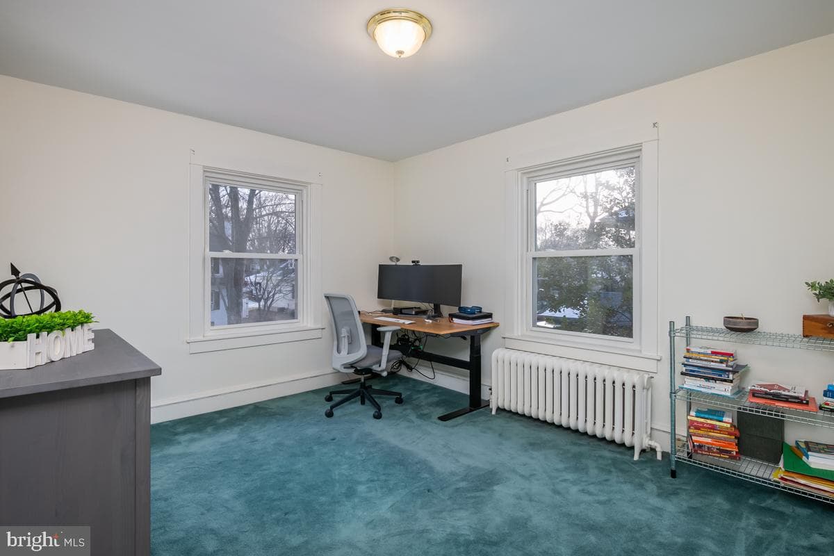 1233 Girard Avenue photo 24