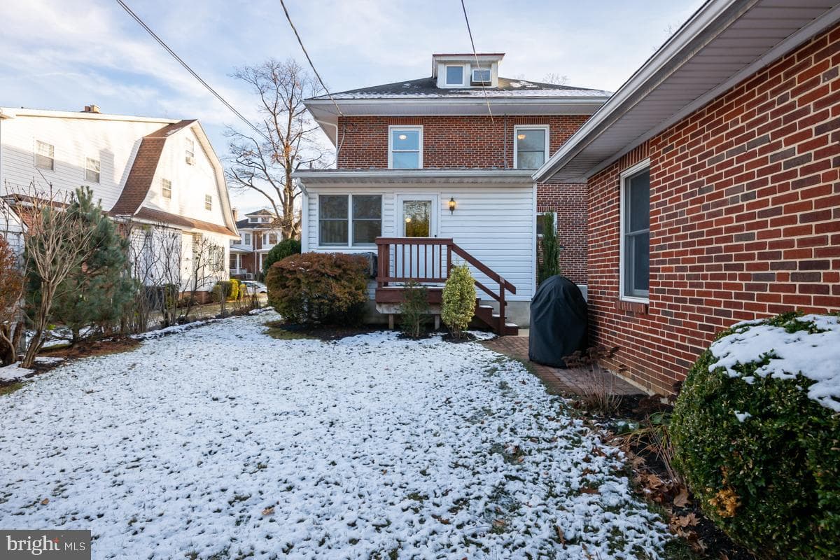 1233 Girard Avenue photo 34