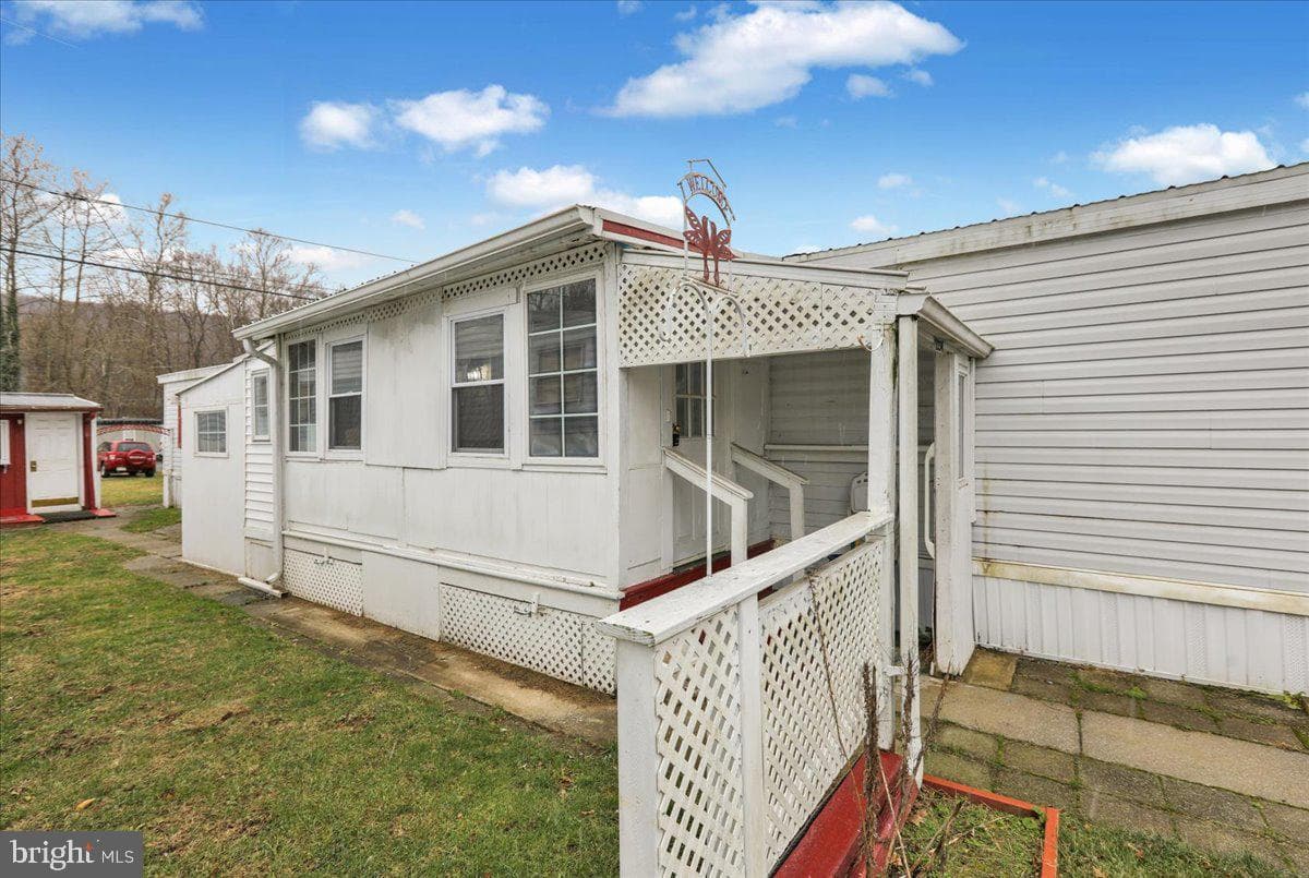 1234 Broadway Avenue photo 2
