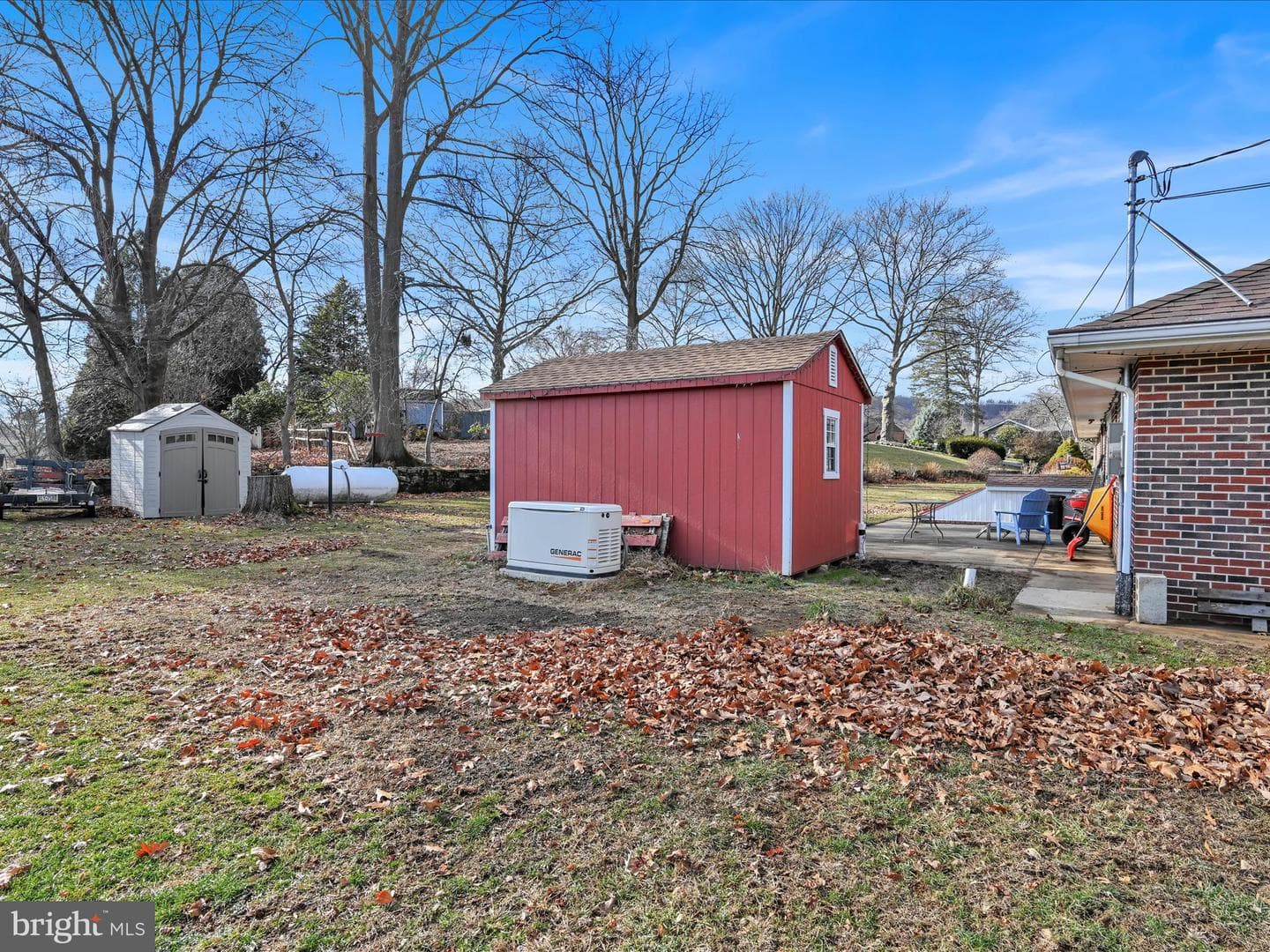 2 Arrowhead Avenue photo 34