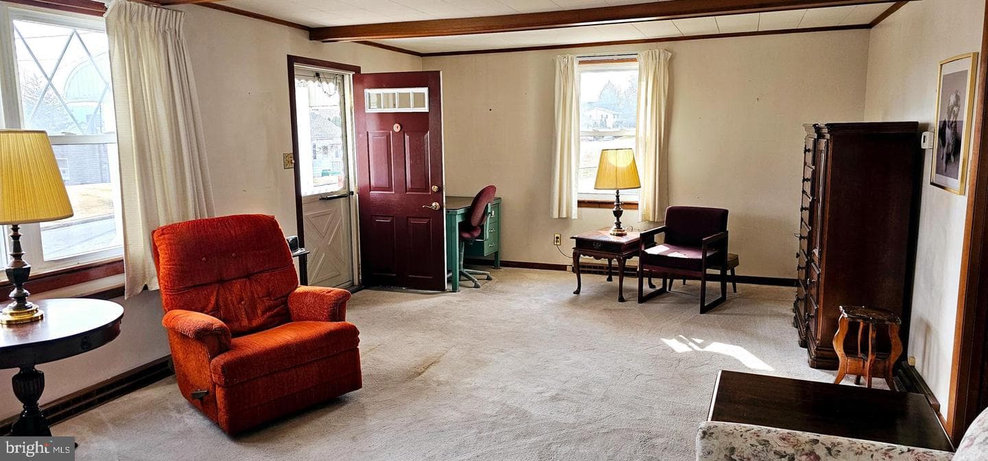 1515 Ridge Avenue photo 3