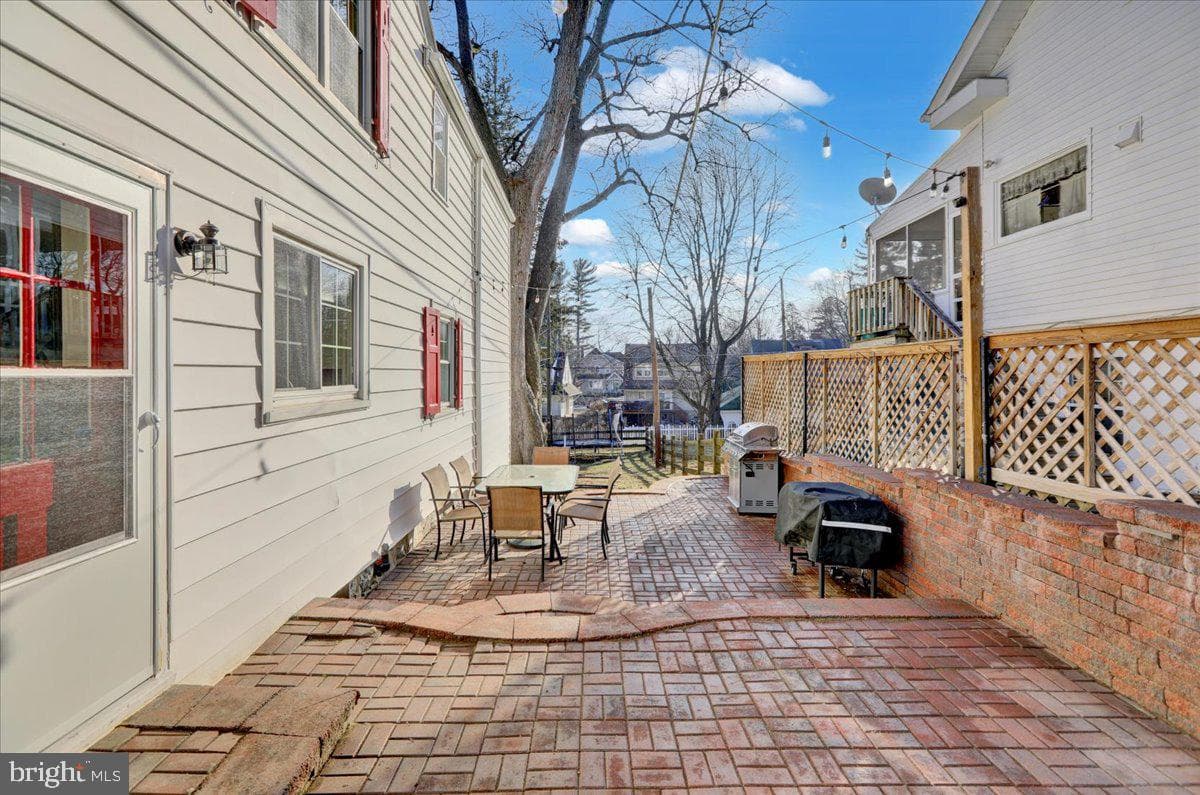 36 Wyomissing Hills Boulevard photo 6