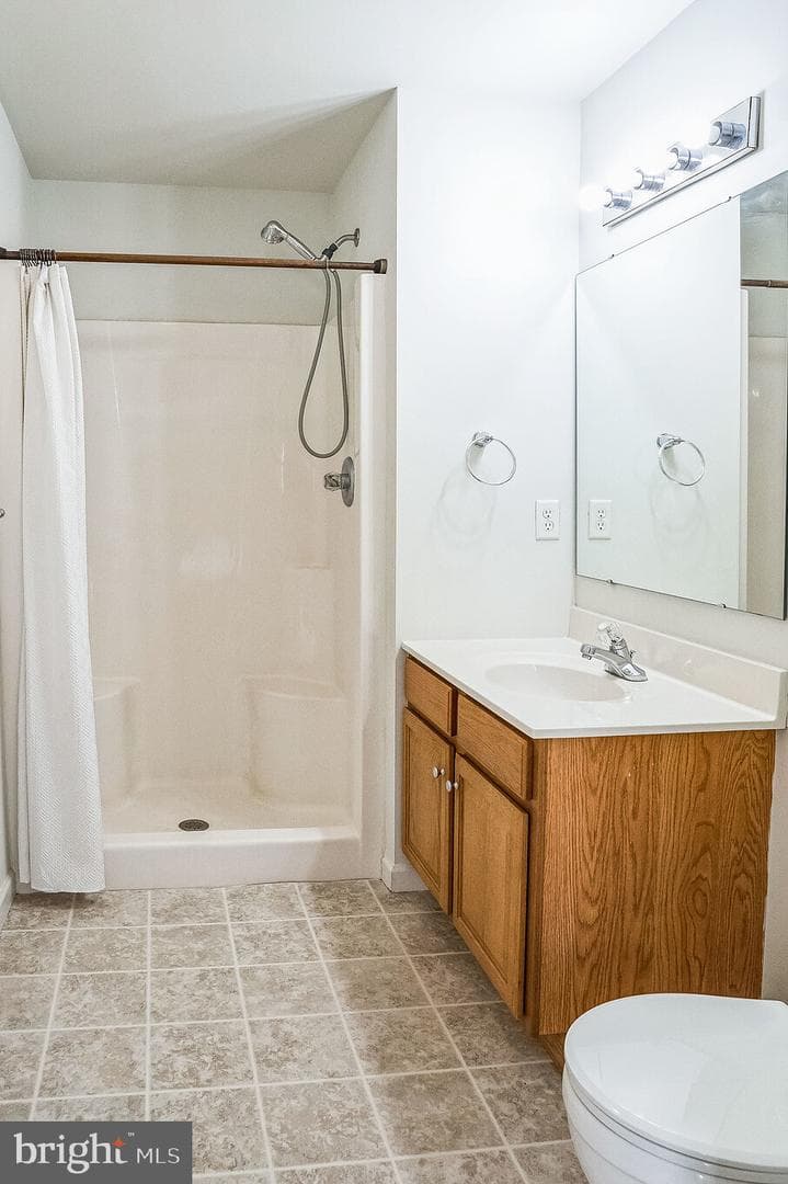 122 Christine Drive photo 16