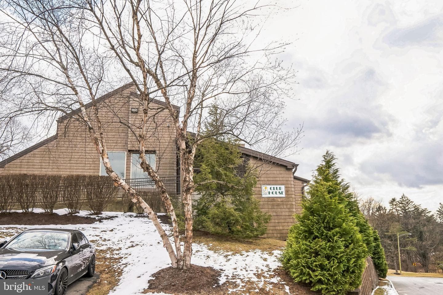 122 Christine Drive photo 20